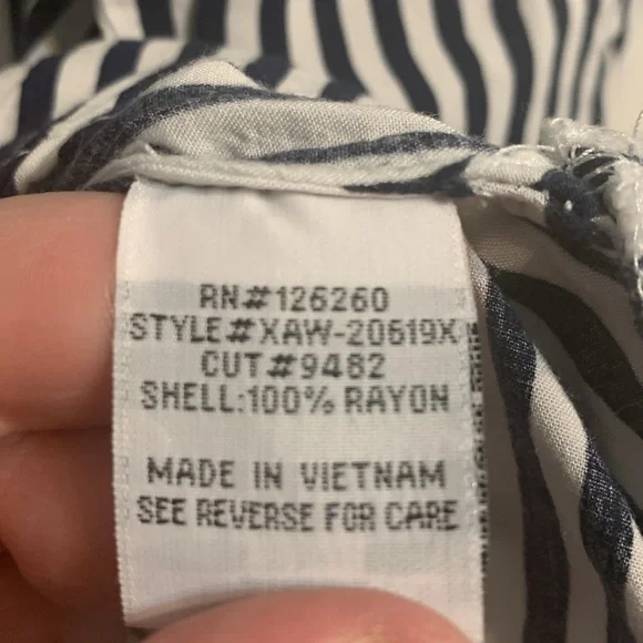 Velvet Heart Rayon Blouse - Picture 7 of 8